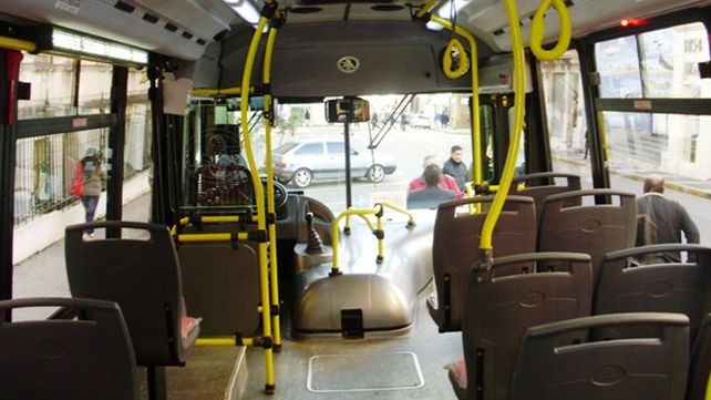 Una madre se olvidó a su hijo en el colectivo