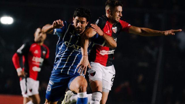 Colón sacó pecho en la adversidad: un empate con carácter ante Godoy Cruz