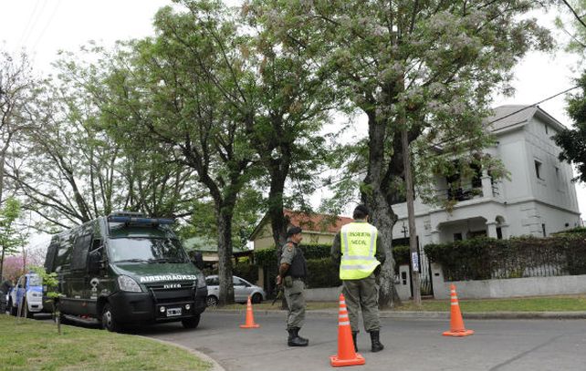 Viglione confirmó hoy que las pericias realizadas al arma secuestrada a un policía ayer no fue la usada para atentar contra el gobernador Antonio Bonfatti.