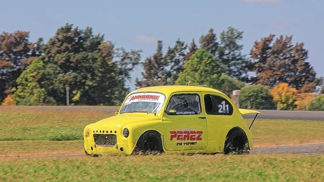 En los Fiat 600 TZ se impuso el santafesino José Andrieri quien se quedó con la batalla ante Prosperi.