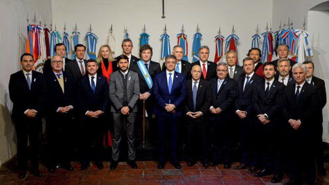 Gobernadores fueron convocados por Milei para una reunión el próximo jueves 