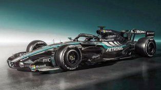 Mercedes sacó a la luz el nuevo W17