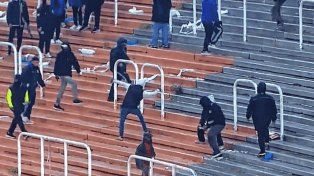Los incidentes entre la misma parcialidad de Godoy Cruz.