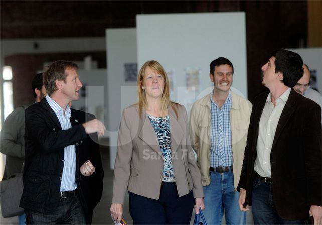 En La Redonda. La candidata a presidenta recorrió distintos espacios en la ciudad / Foto: Mauricio Centurión - Uno Santa Fe