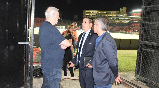 ¿La Superliga obliga a Colón a tener un director deportivo?