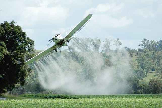 Otra vez intentarán limitar el uso de los agroquímicos en plantaciones de la provincia