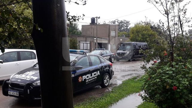 Un hombre se atrincheró con sus hijos en el barrio Las Delicias