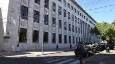 Una mamá pidió a la Justicia local que escuche a su hija de cinco años que estaría siendo víctima de violencia psicológica y emocional por parte de su progenitor. Una mamá pidió a la Justicia local que escuche a su hija de cinco años que estaría siendo víctima de violencia psicológica y emocional por parte de su progenitor.