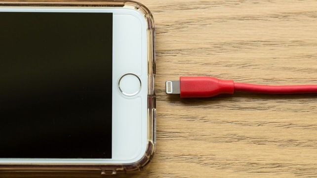 La nueva tecnología de los cargadores permite que un celular llegue al 100% de batería en menos de 20 minutos.