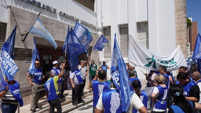 Festram se movilizó al Concejo de Santa Fe