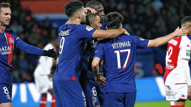 PSG goleó a Mónaco y sigue arriba en la Liga de Francia