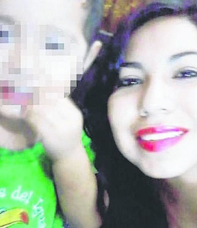 Alejandra Párraga y su hijo Amir.