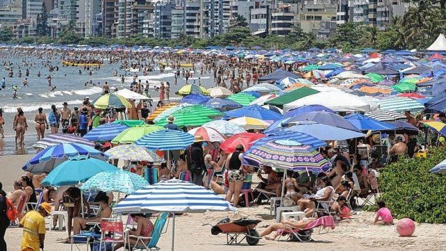 Camboriú es uno de los destinos elegidos por los pasanaenses para disfrutar del fin de semana largo de Carnaval.