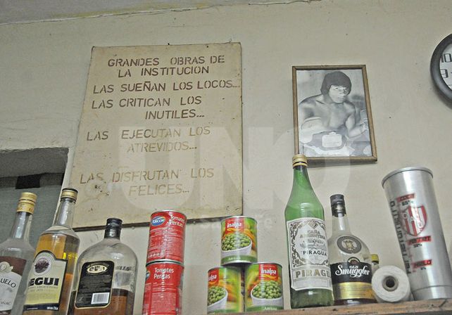 Postal. Una gran frase acompañada por la foto del inolvidable Carlos Monzón. Foto: Manuel Testi / Diario UNO Santa Fe
