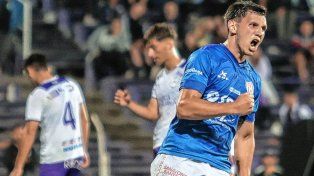 Cardozo se lució en los penales y Unión se llevó la Copa Baudilio Jáuregui ante Defensor Sporting