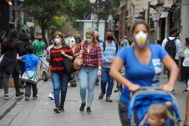 Coronavirus: hubo cuatro muertes y 3.254 casos en las últimas 24 horas en Argentina