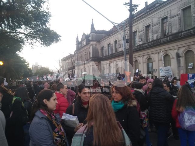 Conflicto universitario: gremios docentes anuncian una semana más de paro por suspensión de reunión paritaria