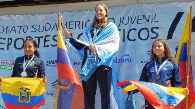 Candela Giordanino se consagró campeona Sudamericana Juvenil de aguas abiertas.