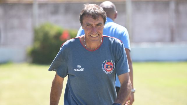 Cumplió. El DT Juan Rossi dejó a Central Córdoba entre los mejores de la Primera C &nbsp;