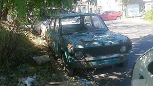 En Concepción del Uruguay realizan operativos para retirar autos abandonados.&nbsp;