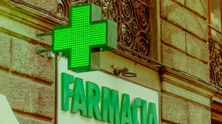 Las farmacias deberán exhibir un código QR con las listas de precios