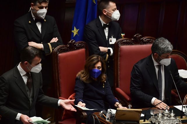 La presidenta del Senado