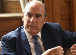 Guillermo Francos renunció como jefe de Gabinete