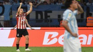 Estudiantes (LP) fue más efectivo en los penales y se quedó con el Torneo Clausura.