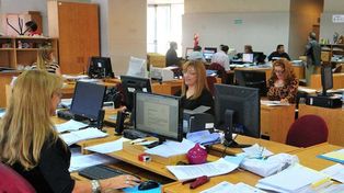 En Santa Fe no tenemos una realidad como la del empleo público nacional