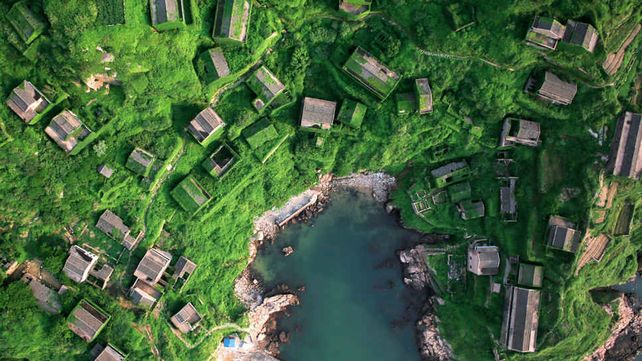 Houtouwan, el pueblo que ha sido tomado por la naturaleza