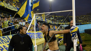 Alejo Veliz es el tercer futbolista en la historia en convertir un gol con 18 años