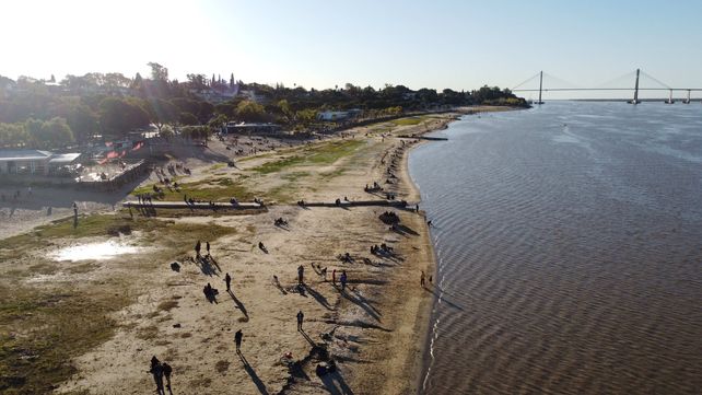 El río Paraná tiene la altura más baja en 50 años: Hay que estar atentos a desprendimientos