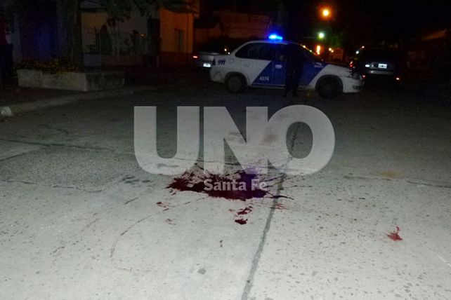 Hirieron de muerte a un joven en Bº Roma