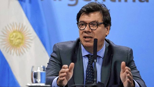 Claudio Moroni aclaró que los trabajadores con Covid siguen cubiertos por las ART