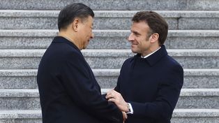 El saludo público de los dos Jefes de Estado este jueves en Beijing, capital de China.