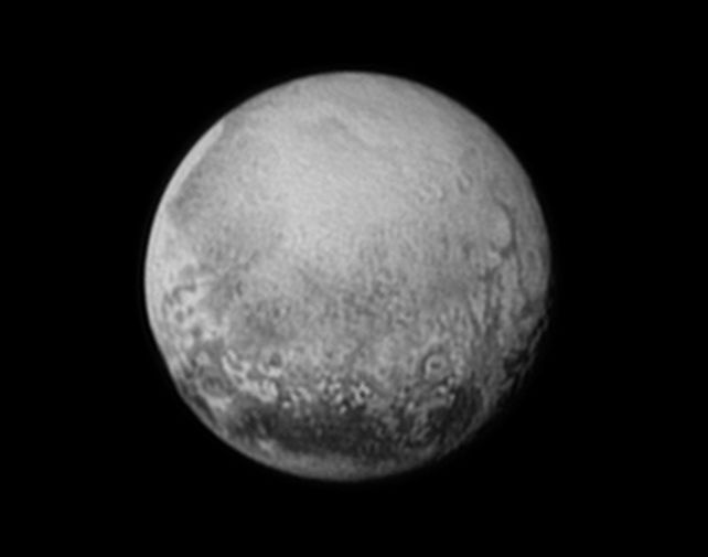 Enano. Plutón en una foto tomada por la nave “New Horizons” de la Nasa.
