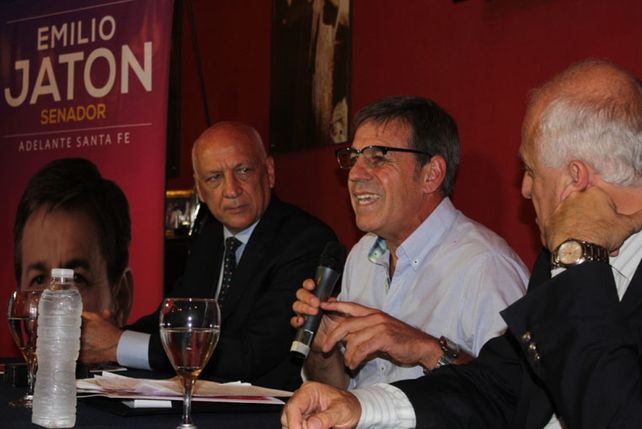 Respaldo. Jatón presentó los ejes de su propuesta