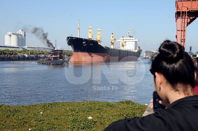 Se fue la barca: el Sampan dejó la ciudad de Santa Fe y está rumbo a Asia