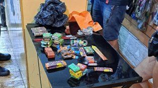 Controles en la ciudad. Sólo está permitida la pirotecnia lumínica, sin efectos sonoros.
