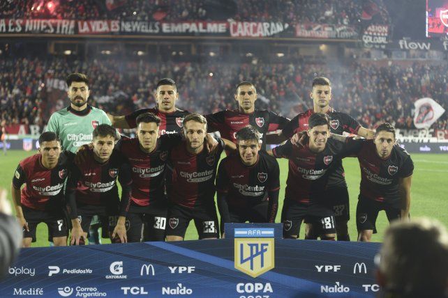 Los once leprosos ante el granate.
