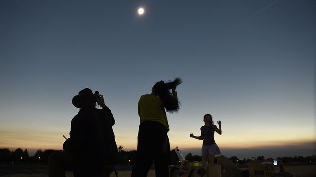 Así se vio el eclipse solar en Estados Unidos