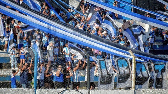 Peñarol-Sportivo Urquiza se jugará solamente con hinchada local.