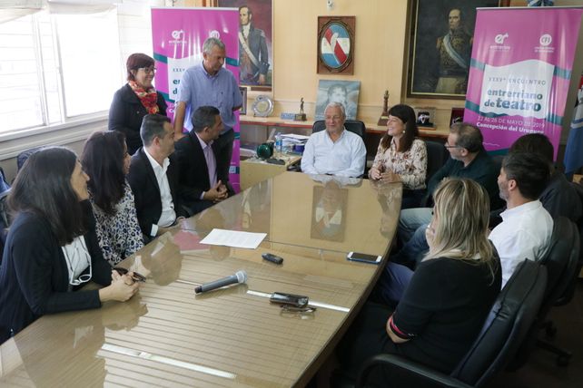 Reunión. El intendente Eduardo Lauritto