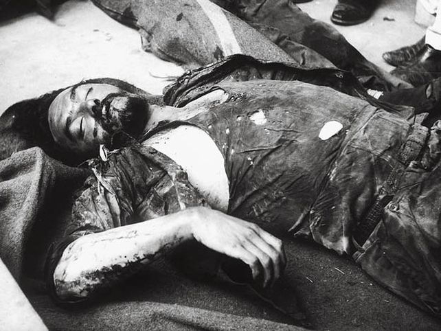 Fotos y cartas inéditas del Che en la guerrilla
