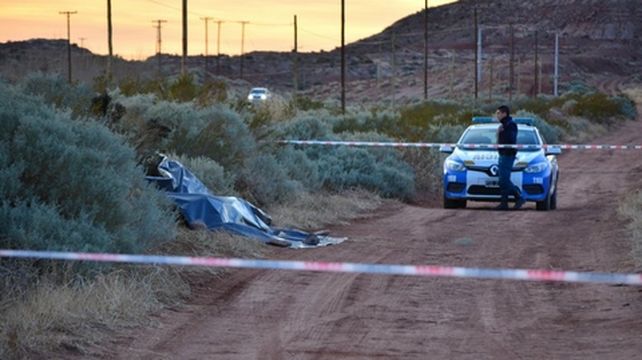 espeluznante. El cuerpo calcinado de Fernanda Pereyra fue hallado en un camino de Rincón de los Sauces.