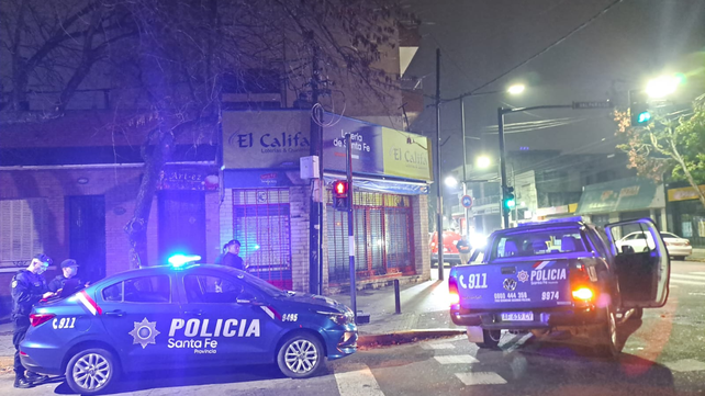 Personal policial en la agencia de Mendoza al 4200