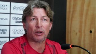 El entrenador Gabriel Heinze dio la última conferencia previa al debut de Newells en la liga.
