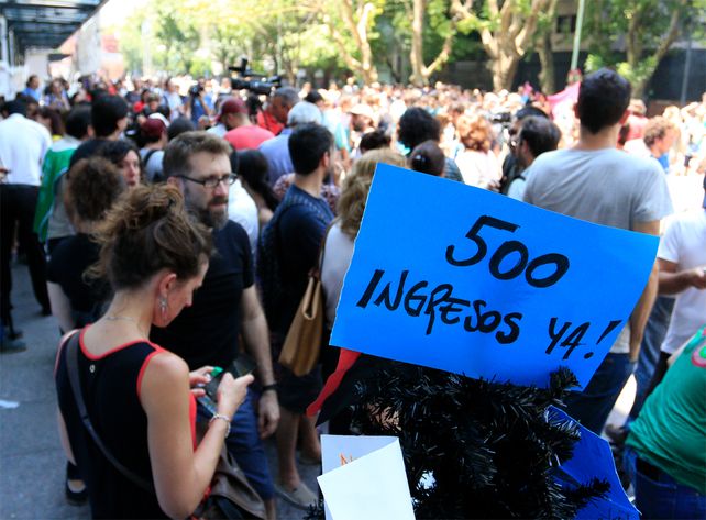 Los becarios del Conicet aceptaron la propuesta del gobierno nacional tras cinco días.