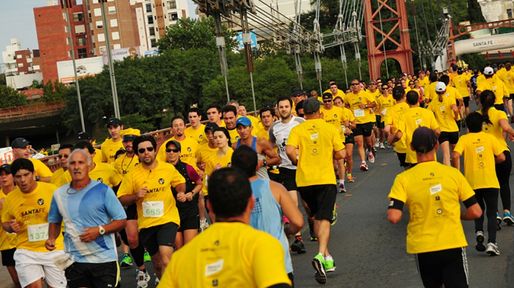 Santa Fe Corre: dos mil personas coparon las calles de la ciudad