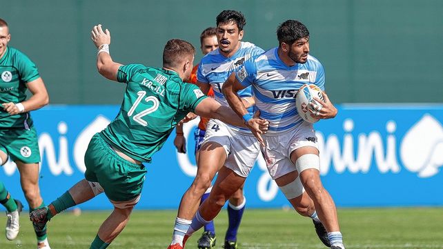 Los Pumas 7s le ganaron a Irlanda y pasaron a semifinales del Seven de Málaga.